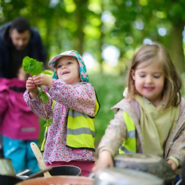 Dame Bradbury's Forest School