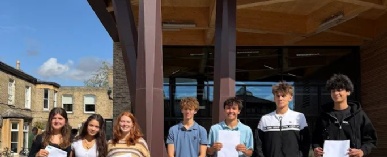 Students at Stephen Perse Cambridge Celebrate Outstanding GCSE Results